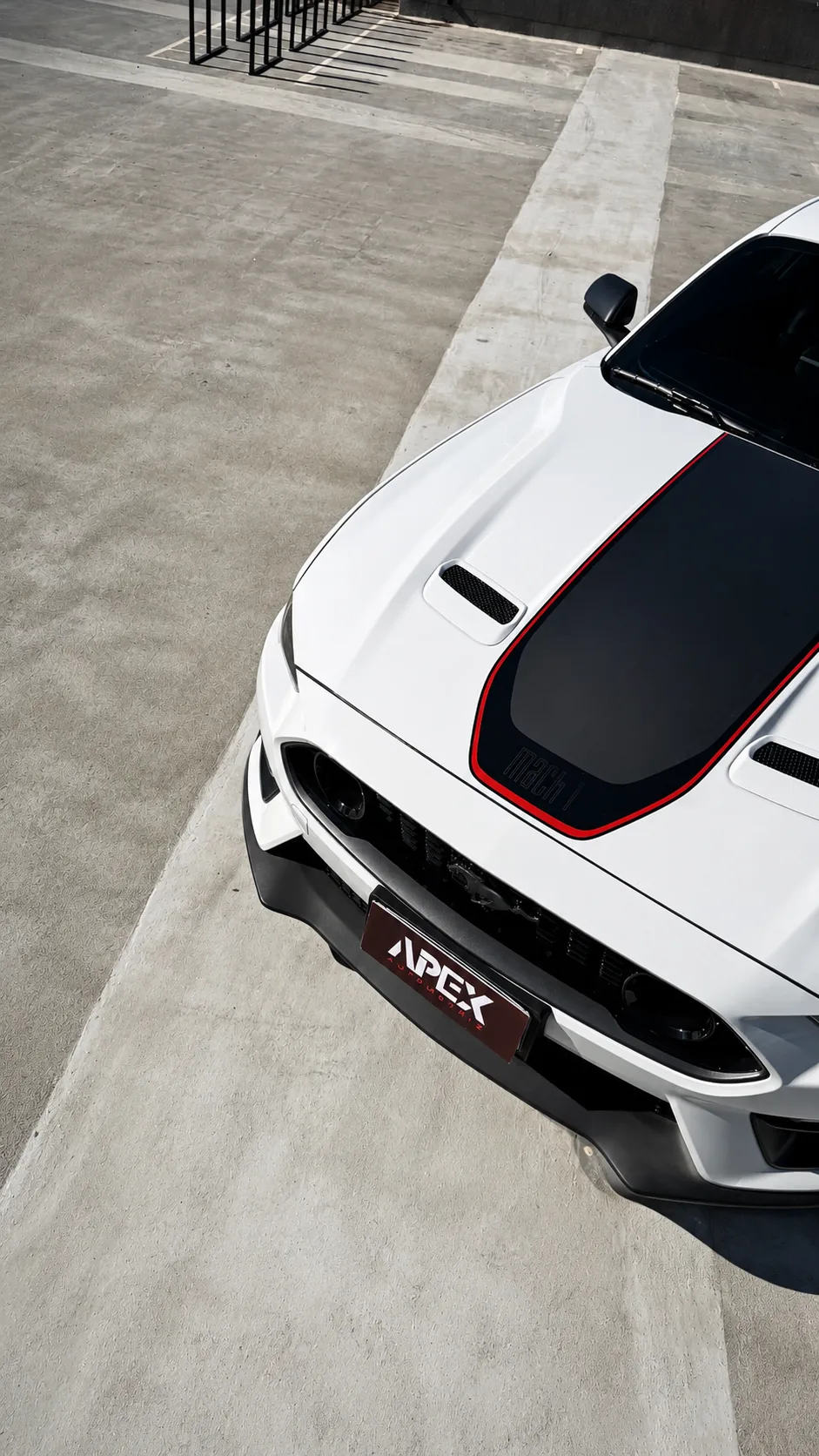 Ford Mustang Mach1 — foto 4 de 11