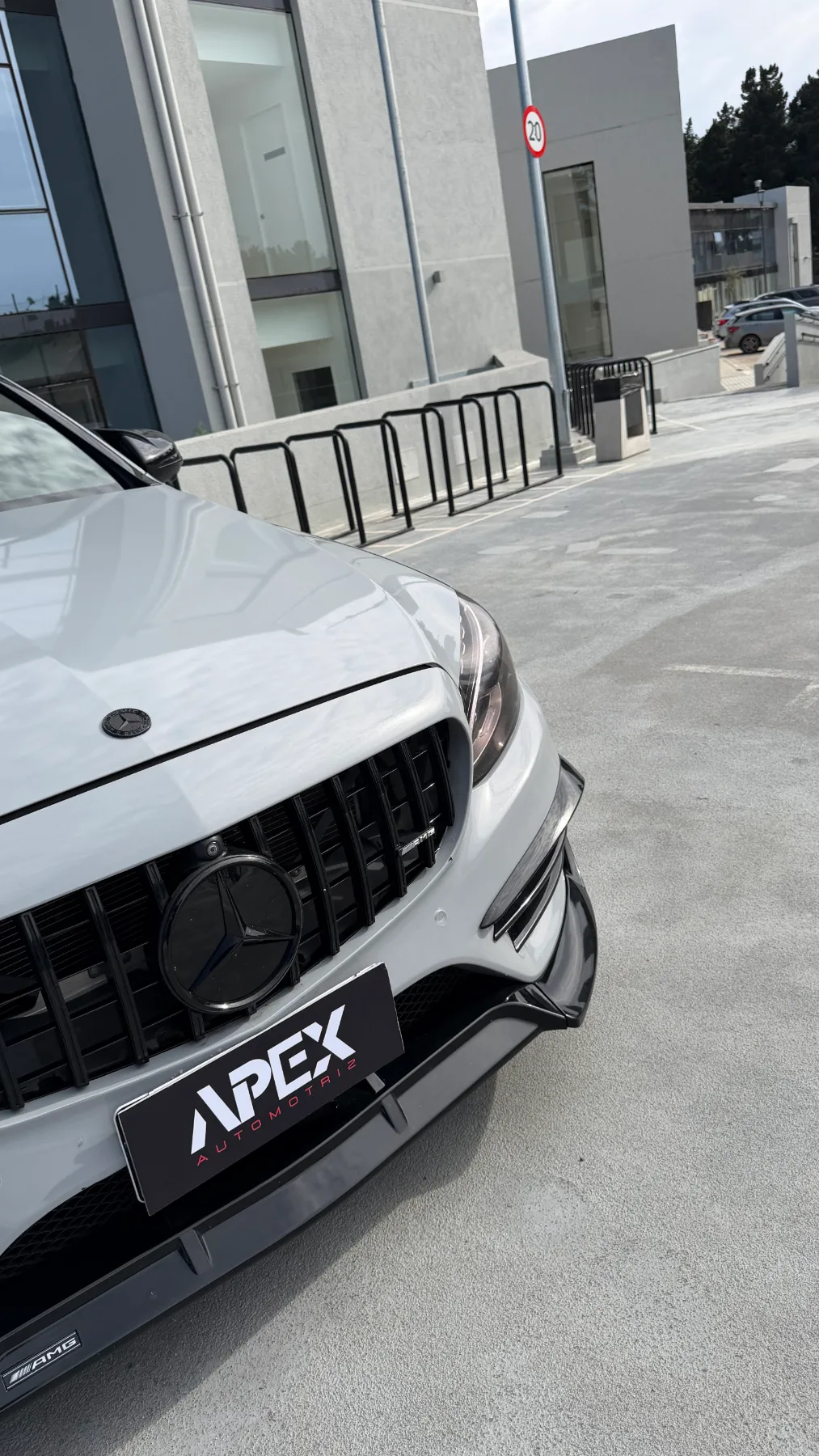Mercedes-Benz C450 Amg — foto 17 de 21