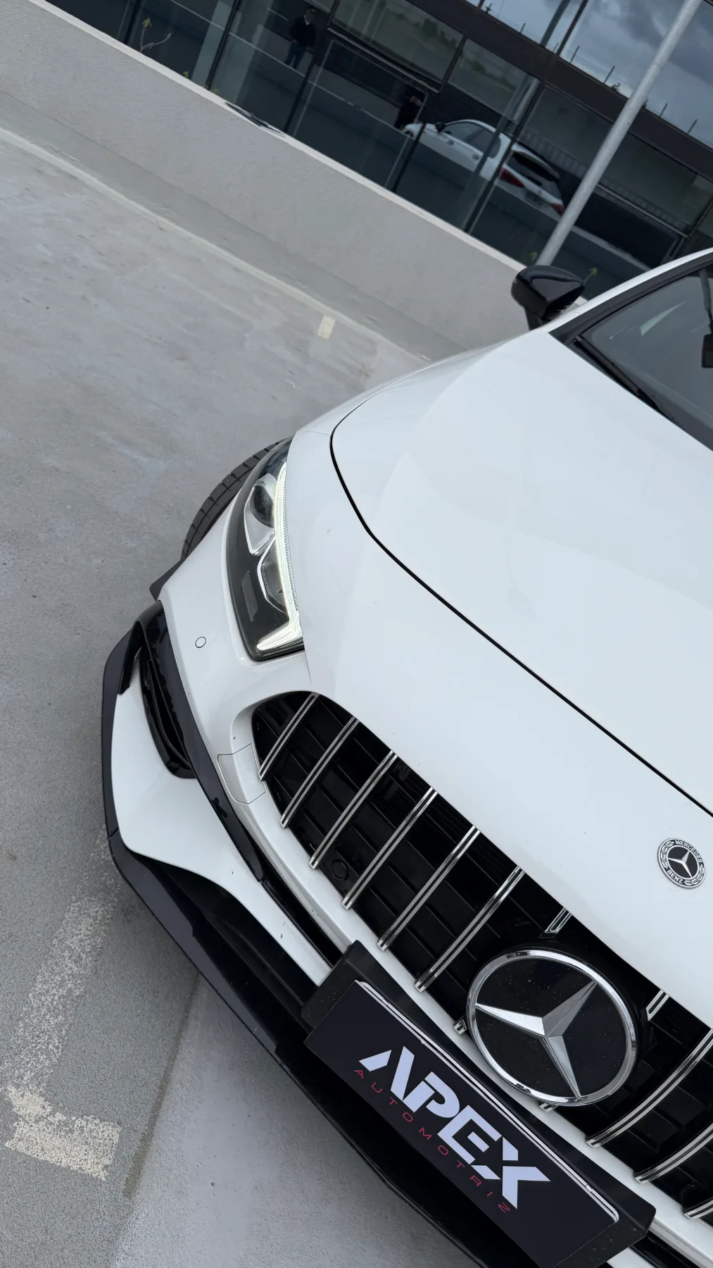 Mercedes-Benz Benza35 Amg — foto 3 de 14