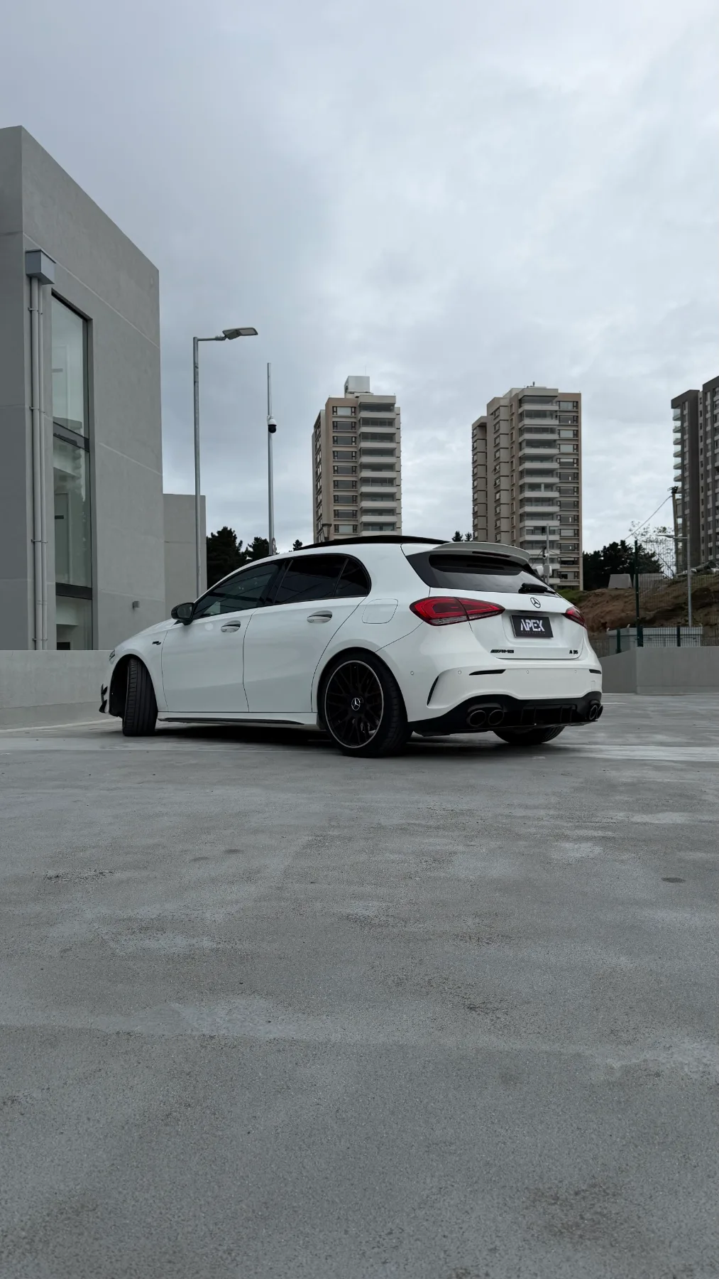 Mercedes-Benz Benza35 Amg — foto 10 de 14