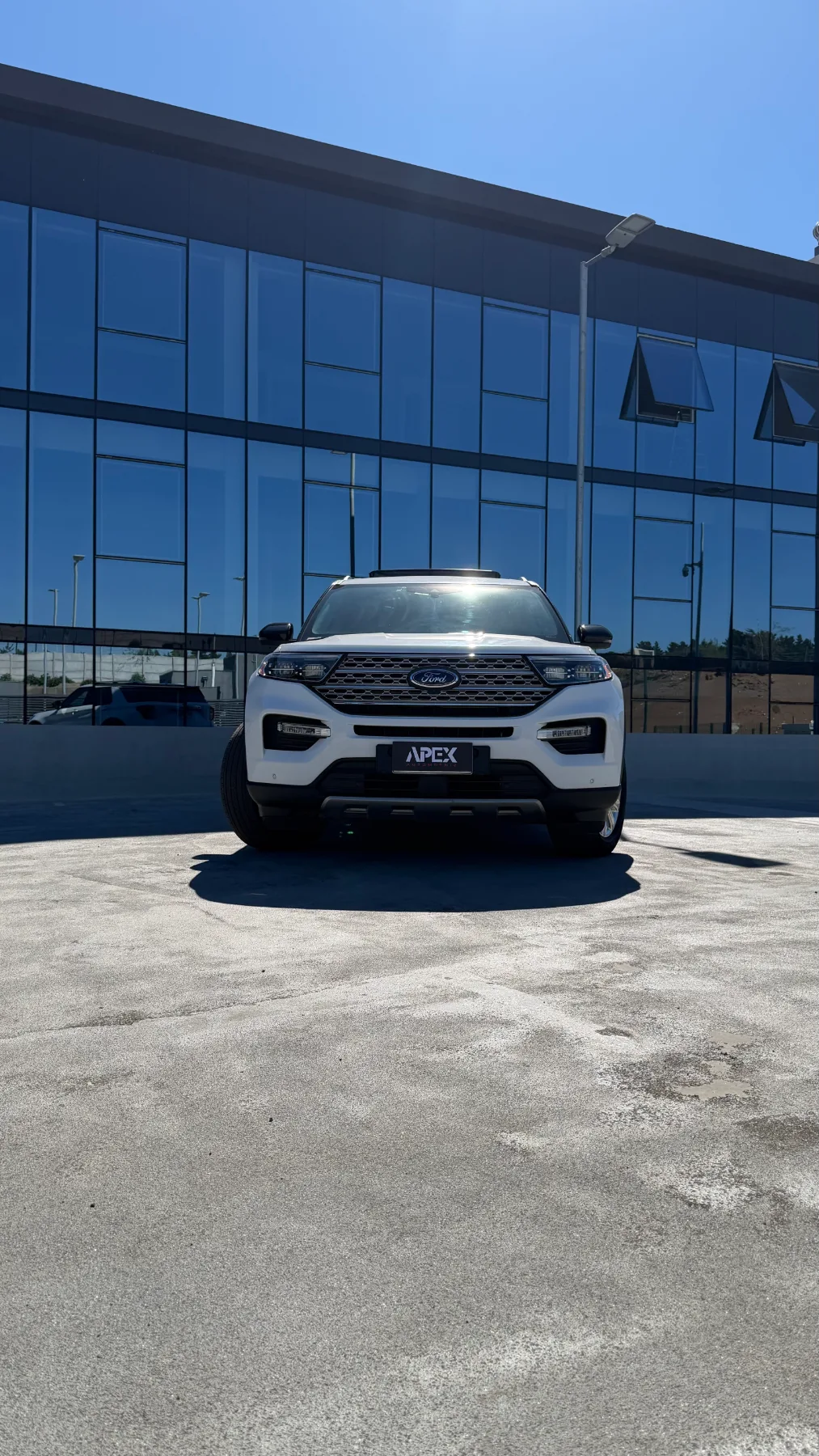 Ford Explorer — foto 4 de 14