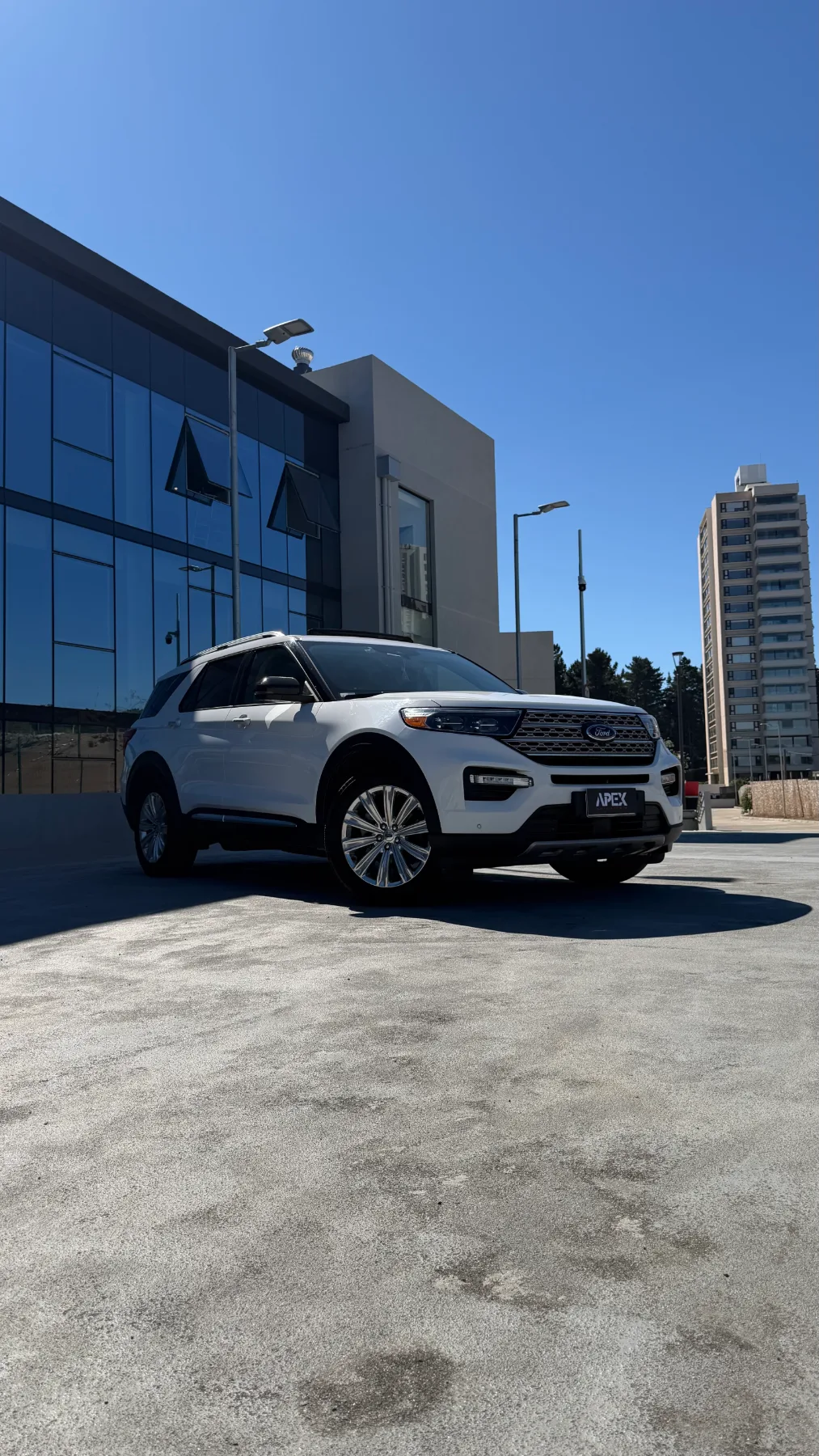 Ford Explorer — foto 5 de 14